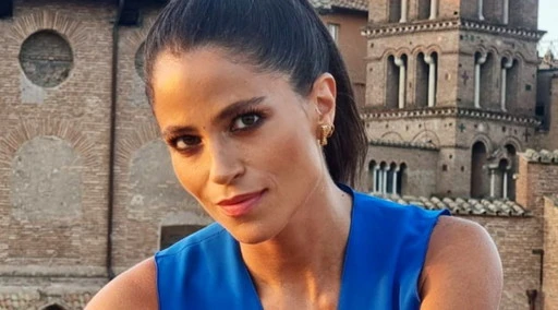 Veronica Gentili frega il posto alla D'Urso? "Quell'indiscrezione...", ora tutto torna