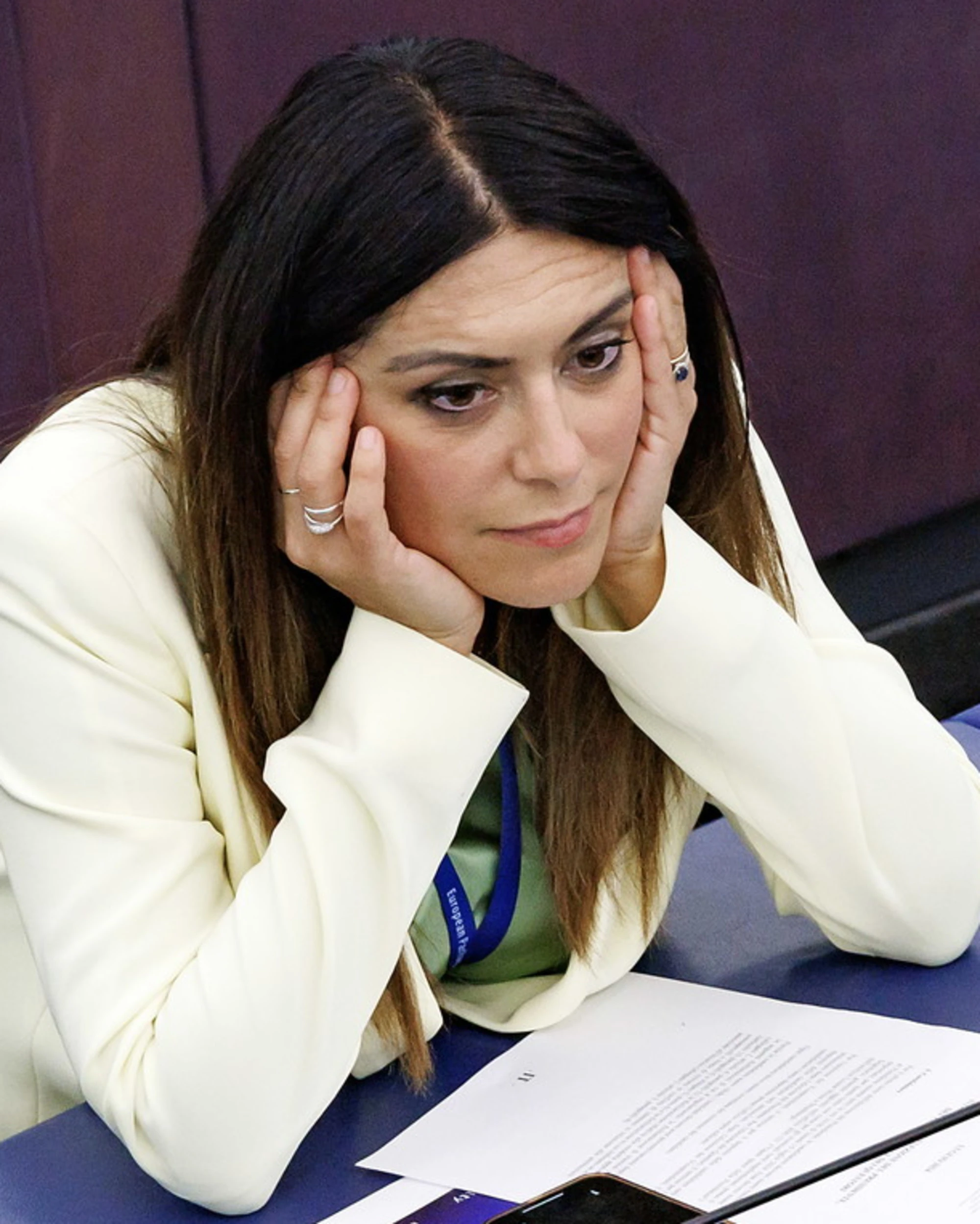 Pd, Pina Picierno silura Franceschini: "Davvero è disposto a farlo pur di vincere?"