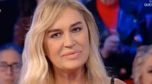 Lory Del Santo e la confessione spintissima su Roberto Mancini: "Diete il meglio, una notte indimenticabile"