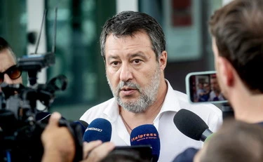Report, Salvini: "Chi è coinvolto si prenda una pausa". E Ranucci subito frigna