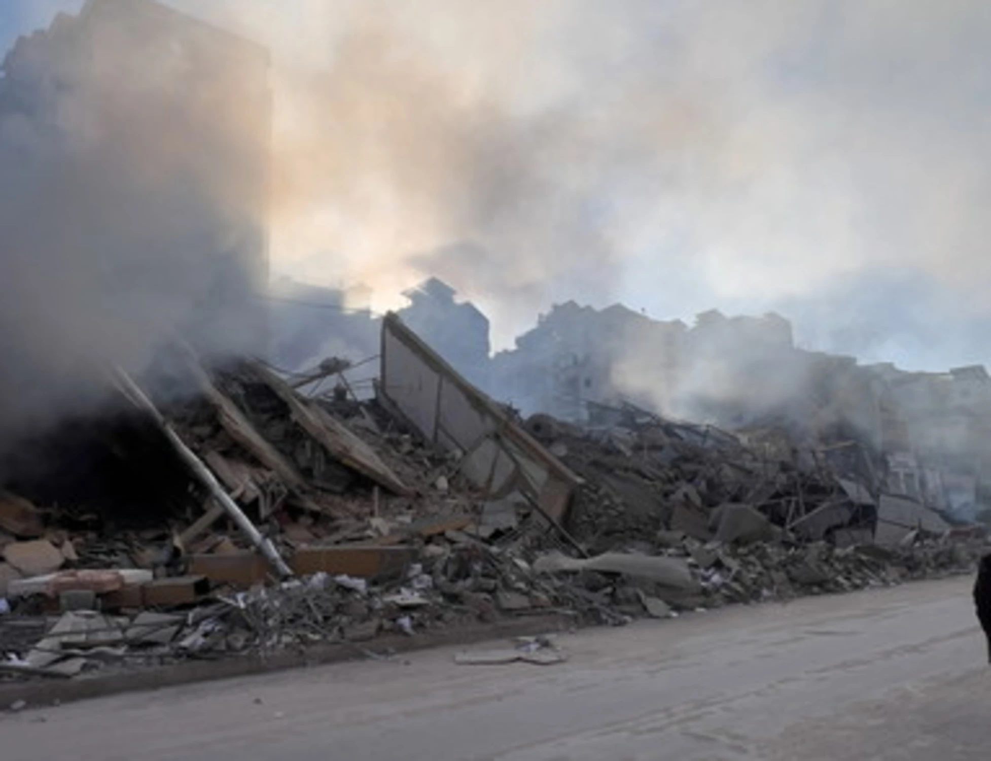 Iran, la giornata. Netanyahu: "Attacchiamo Hezbollah in Libano". Trump annulla il viaggio di Witkoff e Kushner in Pakistan