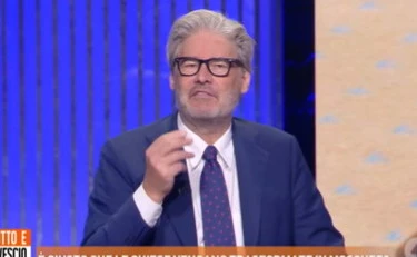 Dritto e rovescio, Del Debbio sbrocca: "Scandalo, fanno schifo. Dove volete arrivare?"