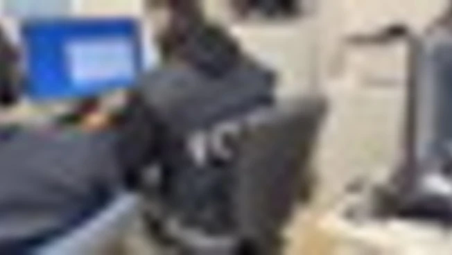 Dati riservati rubati da agenti infedeli e rivenduti, 29 indagati