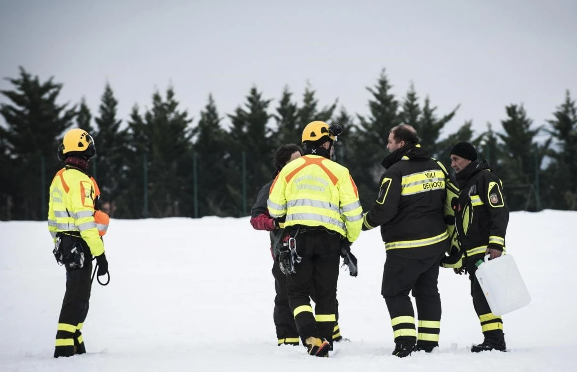 Montagna, con la slitta contro l'albero: bambina di 8 anni morta sul colpo