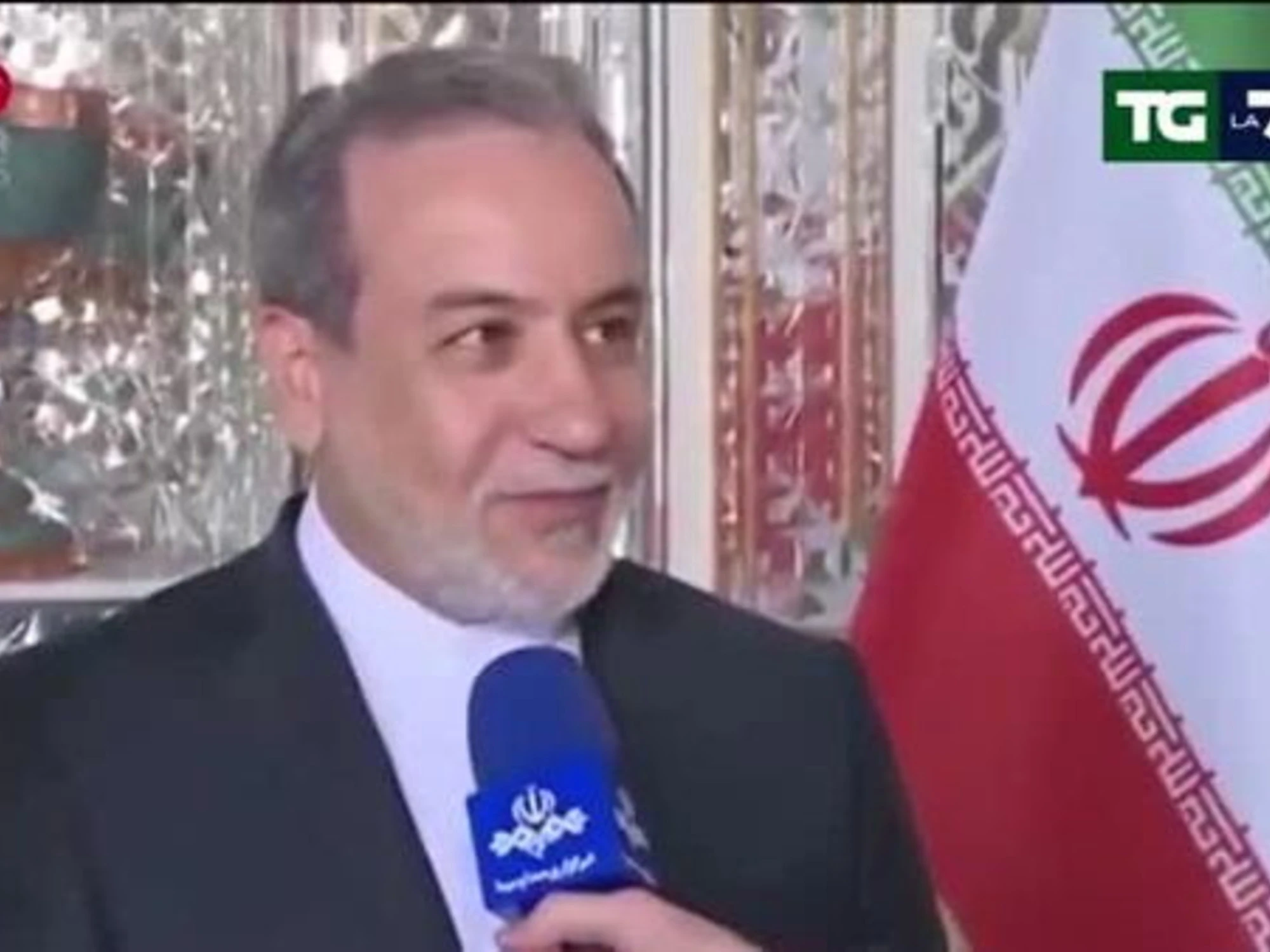 Iran, la guerra sconvolge i palinsesti: cosa sta succedendo
