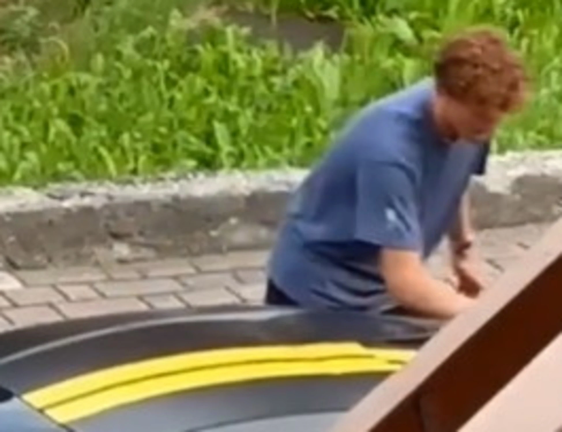 Jannik Sinner, incredibile: come lo filmano. "Ha speso tutto per la Ferrari?"
