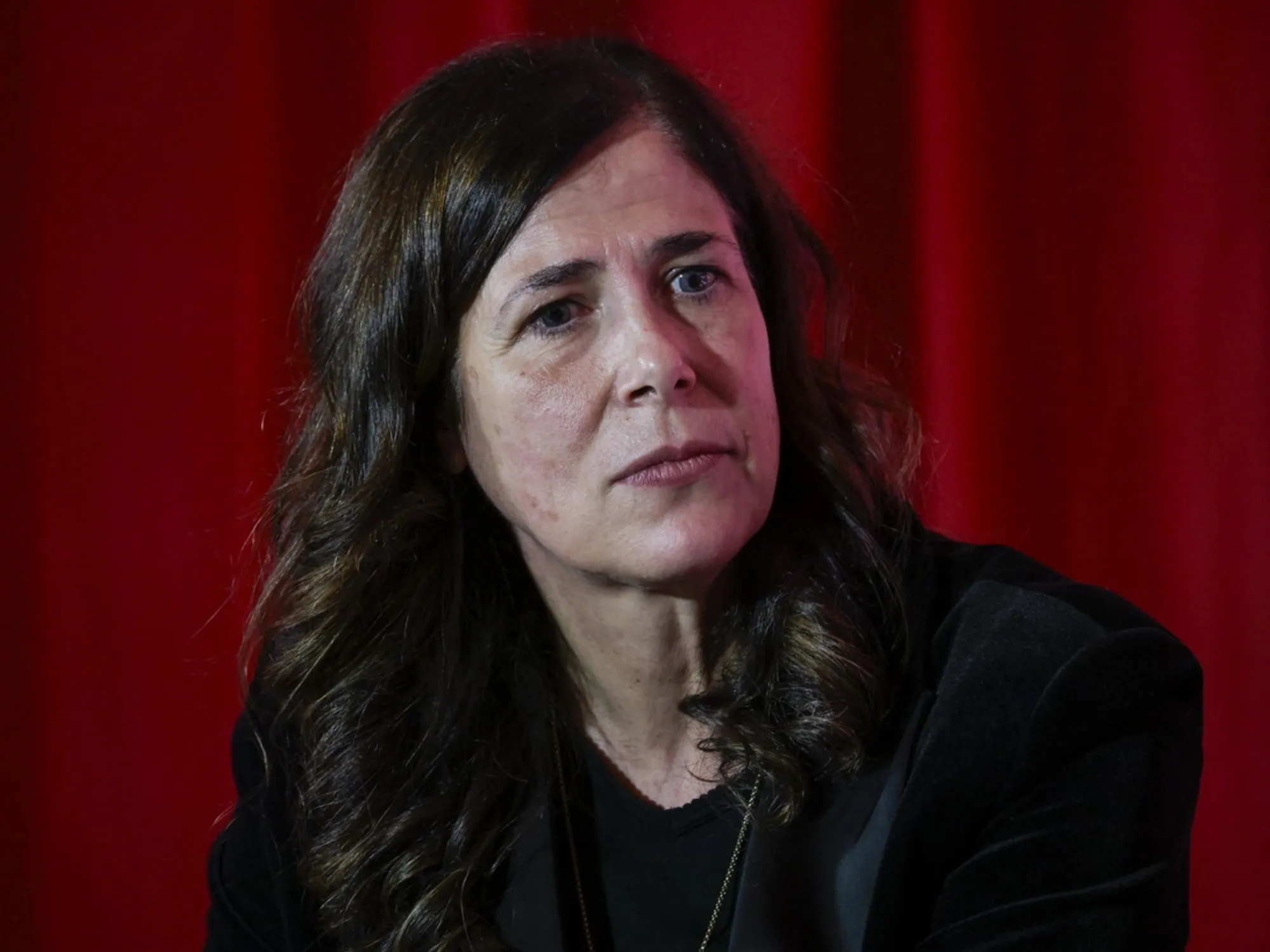 Leggi l'articolo: Qui viene giù tutto: scoppia la rissa su Alessandra Todde