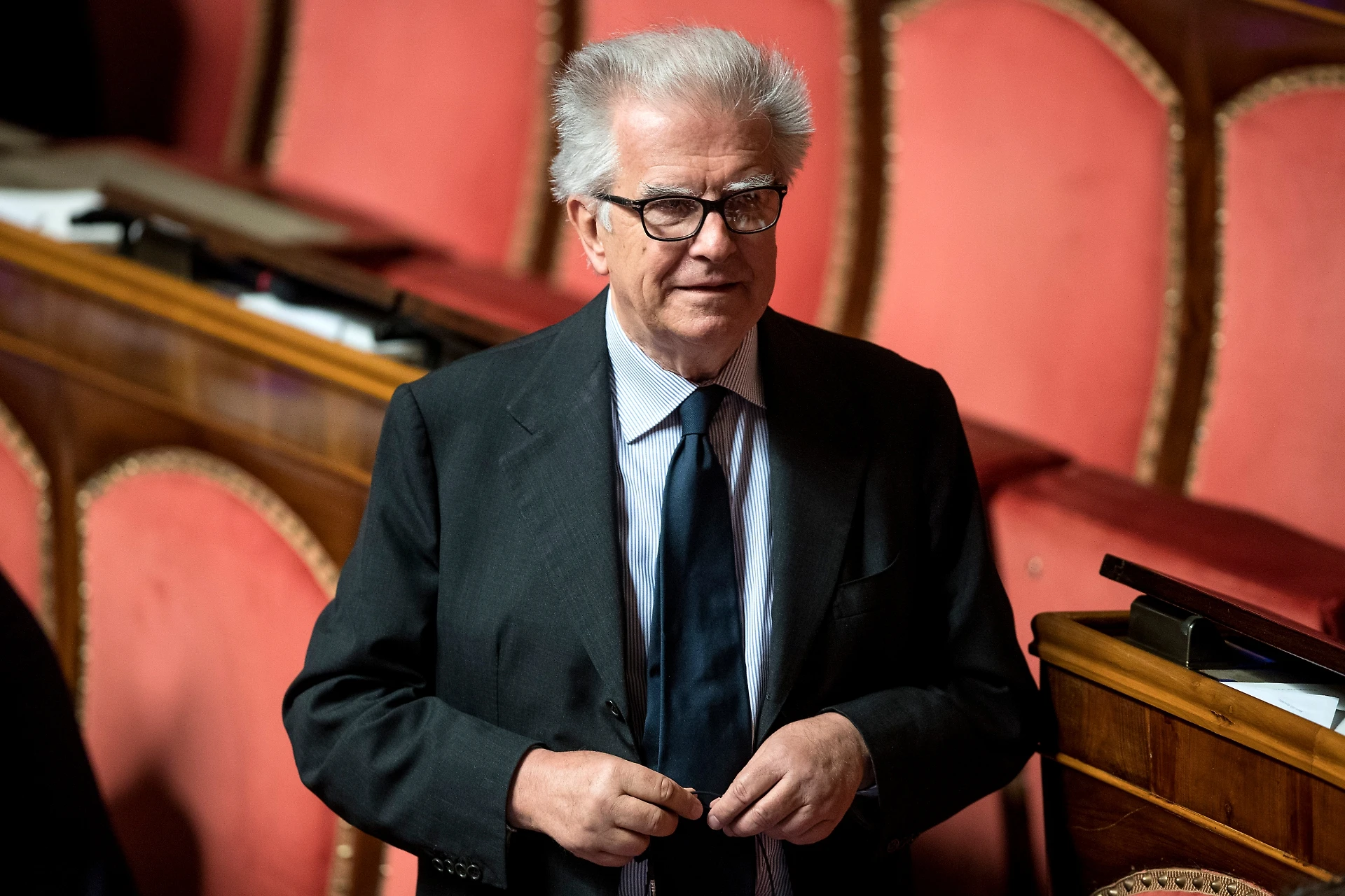 Luigi Zanda, brutto sospetto su Luigi Di Maio: "Non ha ancora chiuso con Matteo Salvini"