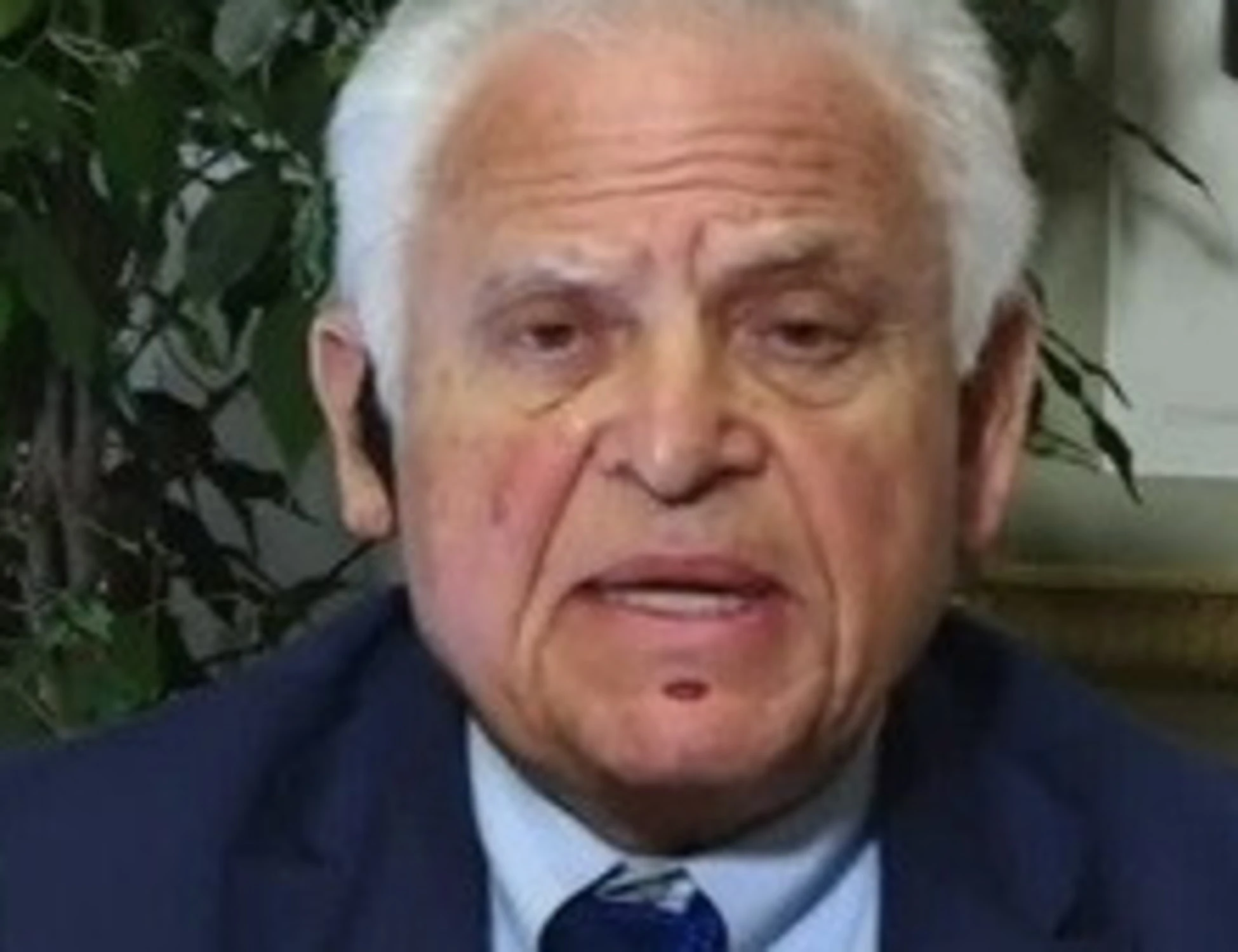 Iran, Edward Luttwak: "I pasdaran devono stare attenti. Ma con la bomba hanno chiuso"