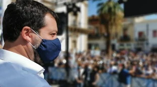 Gregoretti, Matteo Salvini a processo: la prova della sua innocenza? "Questa piazza siciliana", scene clamorose