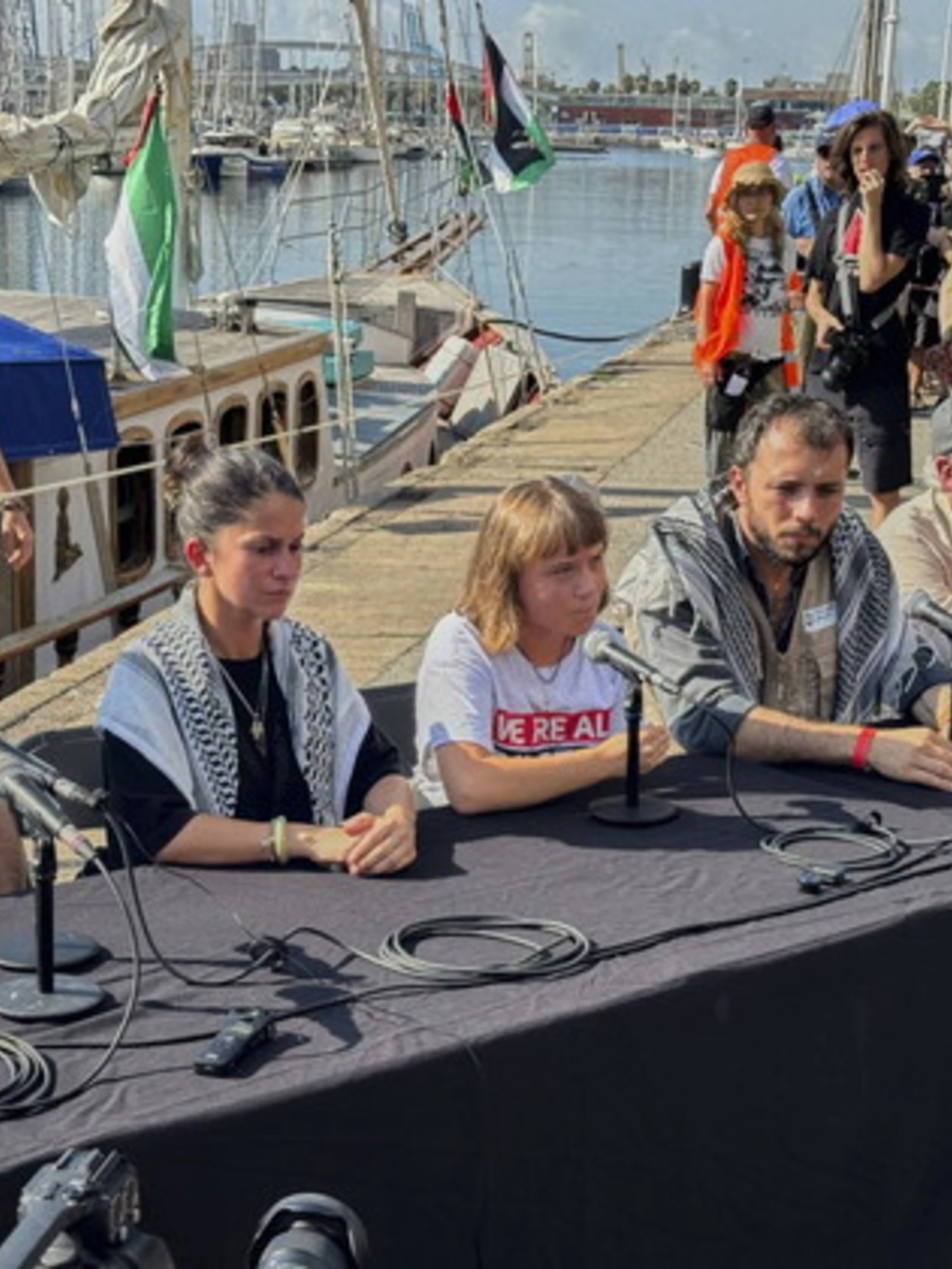 Gaza, la sinistra "affonda" con la Flotilla di Greta