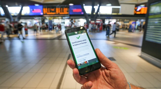 Green pass, il nuovo decreto dopo i diktat di Lega e Matteo Salvini: ecco per chi diventa obbligatorio
