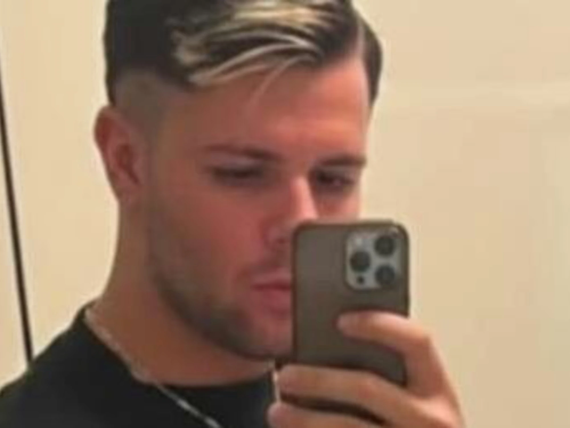 Schianto a Lecce: morto il figlio 21enne di Dino Basile, politica sotto choc