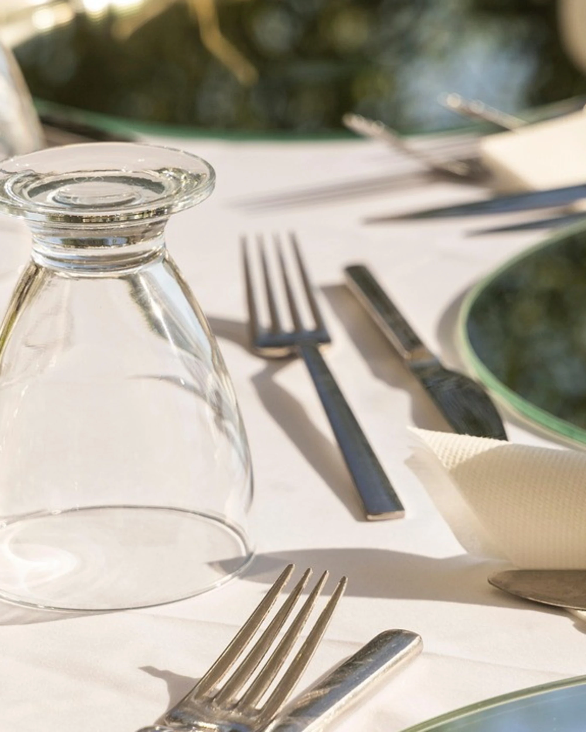 Alto Adige, una forchetta in più per dividere il dolce? "Un euro", choc al ristorante