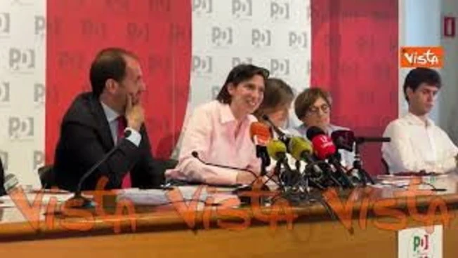 2 giugno, Schlein: Io assente alla parata? Tajani ignora il cerimoniale, nelle occasioni ci sono