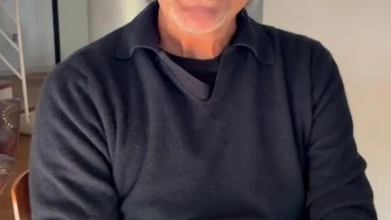 https://media.liberoquotidiano.it/5pPDLWJvmnNy-7emvnvEU9X8B7qEM5hQbd22Wnd-2lU/width:800/quality:90/aW1hZ2VzLzIwMjUvMTAvMDIvMTAxNDExNDY3LWJhNDdhYWExLTE5MmYtNDVhMC05NTZjLTI0YmM4MGY5ZWQxMi5qcGc.webp