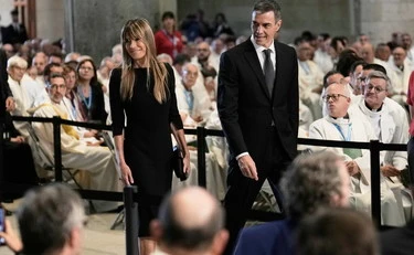 https://media.liberoquotidiano.it/5pdnqV1vmKTIpZXs92_jYH0qWtt1vKYwPZfXbBjWsFQ/width:800/quality:90/aW1hZ2VzLzIwMjYvMDYvMjAvMTUyOTA0ODkyLWQxNWVkM2U2LTUxNDAtNGMwNS04YWJlLTQxY2RkYjUzYTdlNC5qcGc.webp