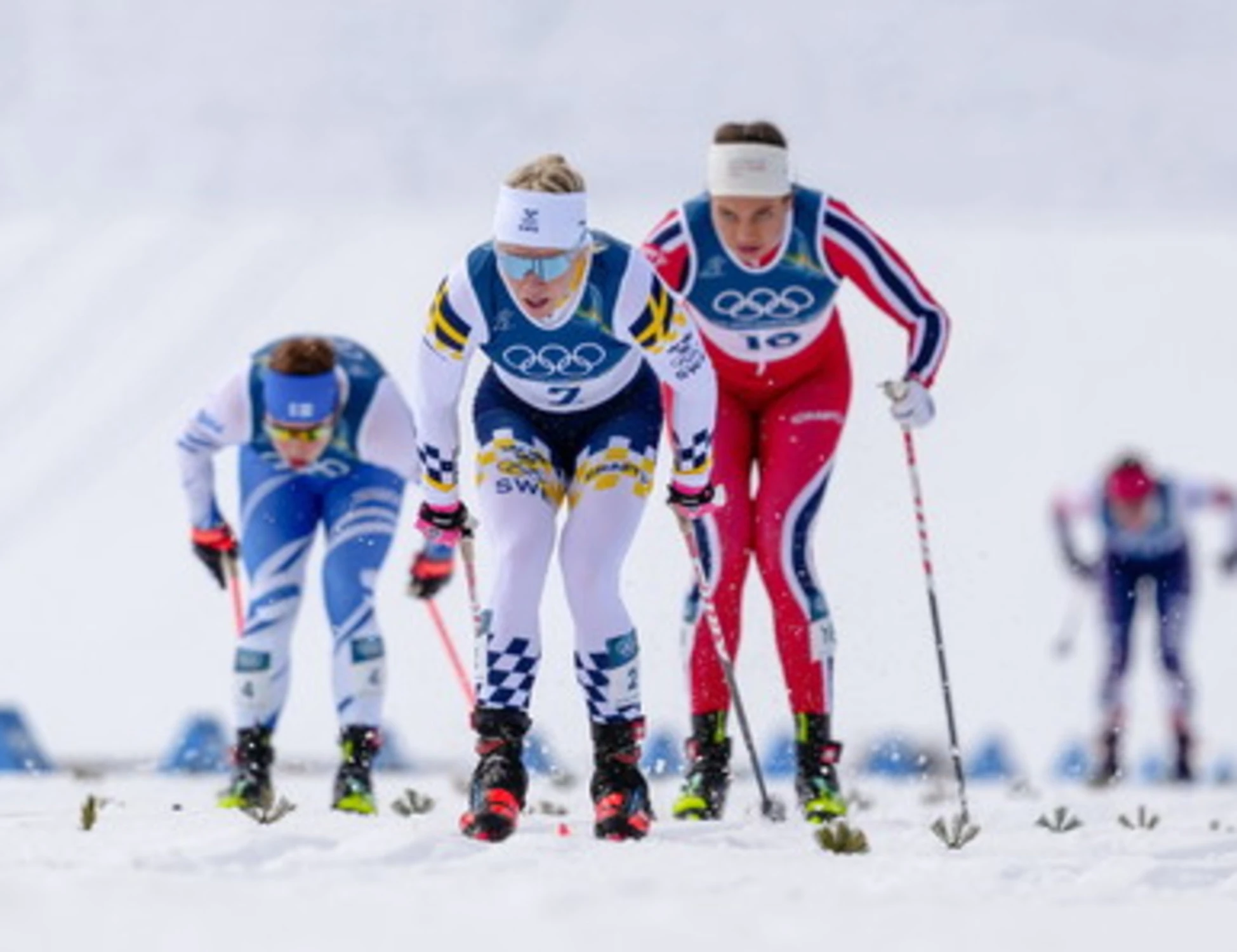 Milano-Cortina, esplode lo scandalo "Fluoro tracker": chi viene squalificato