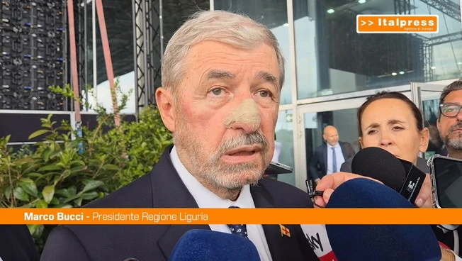 Salone Nautico, Bucci "Salis esclusa dal palco? Non so nulla"