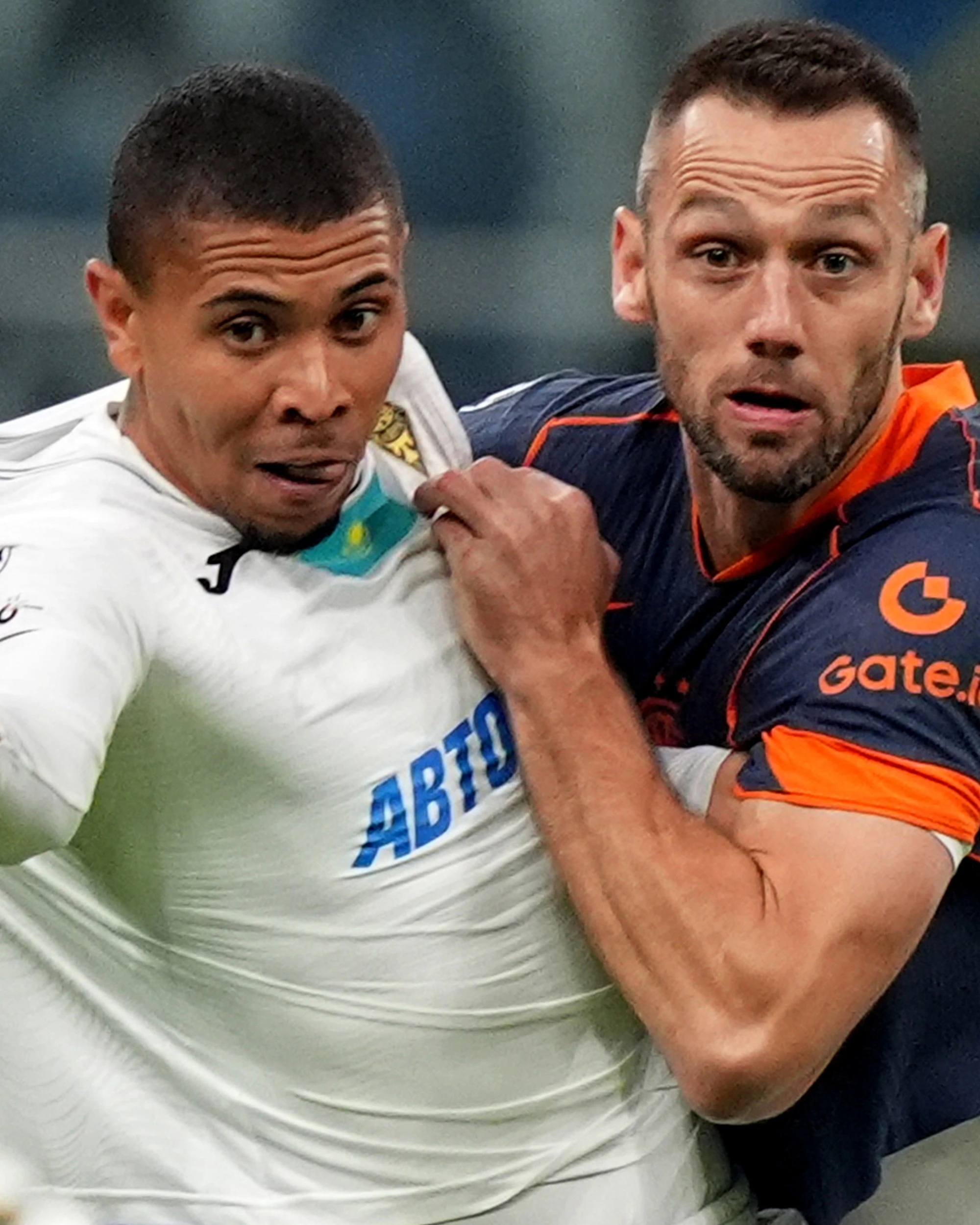 Champions League, l'Inter piega il Kairat a San Siro