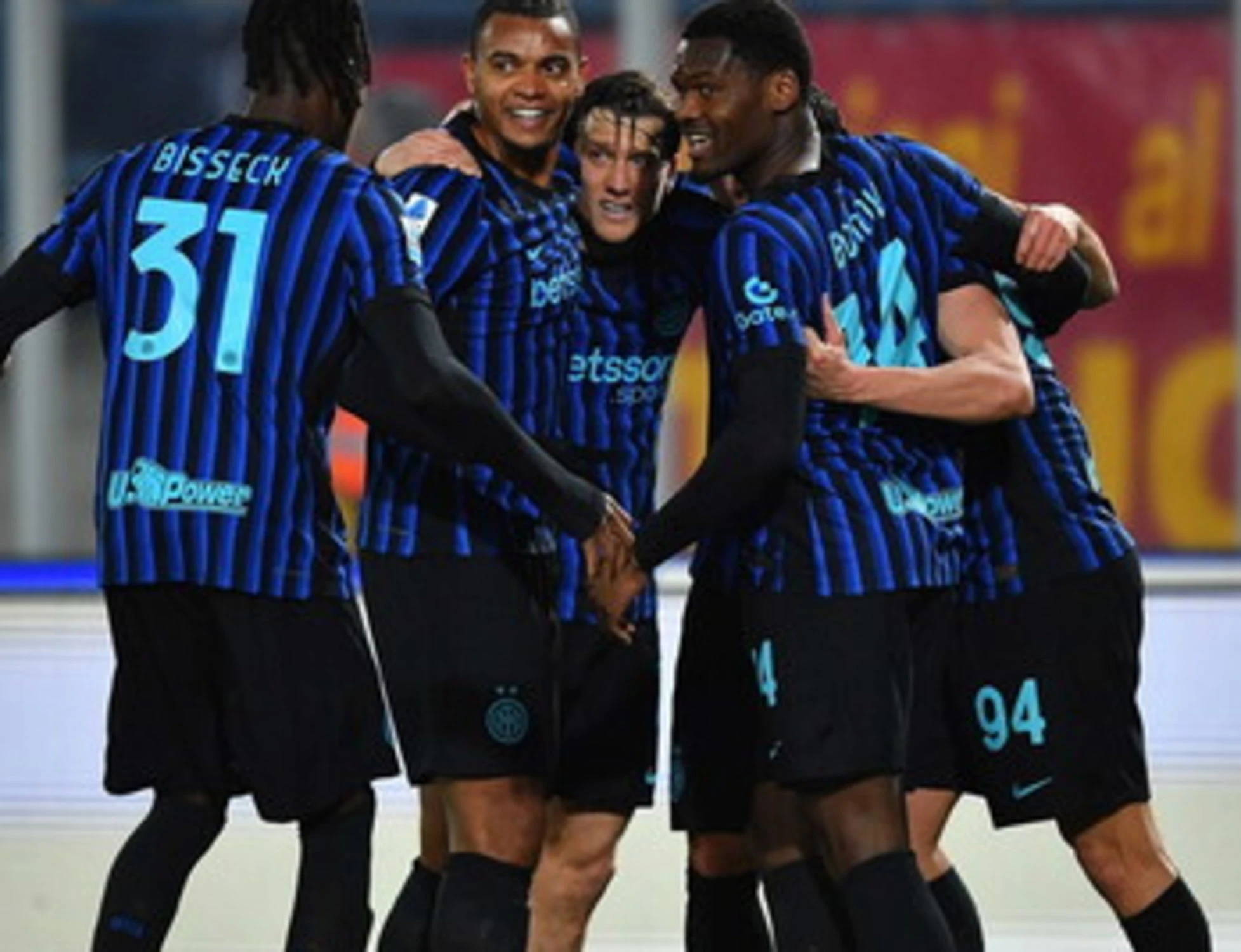 Serie A, riscatto Inter: Lecce battuto 2-0 e il Milan ora è a -10