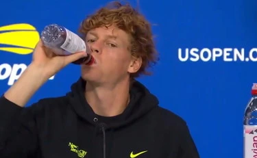 Sinner gela tutti, "il capo è lui": cosa gli ha vietato coach Vagnozzi