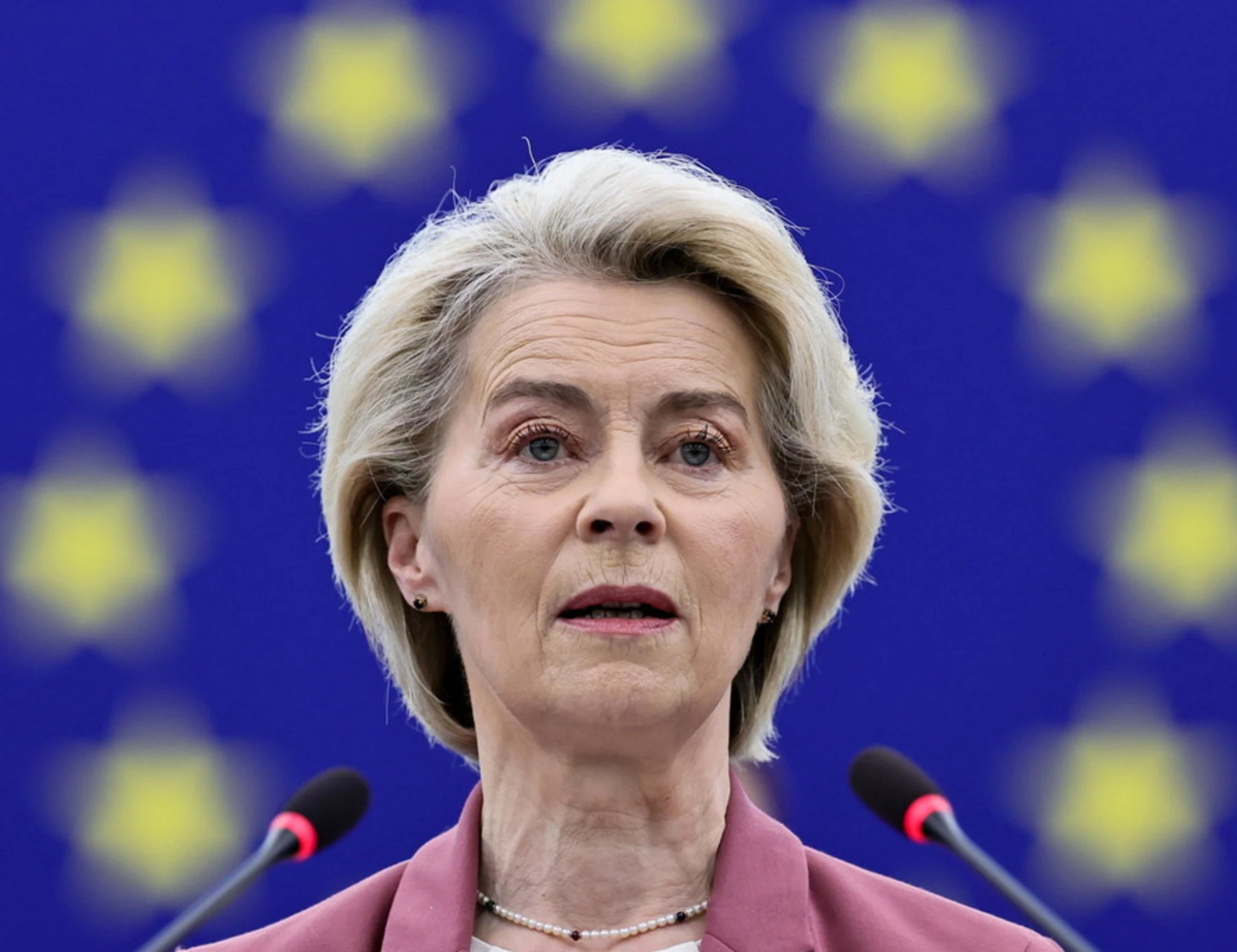 Auto, una sterzata davanti all'abisso ma adesso bisogna fare di più