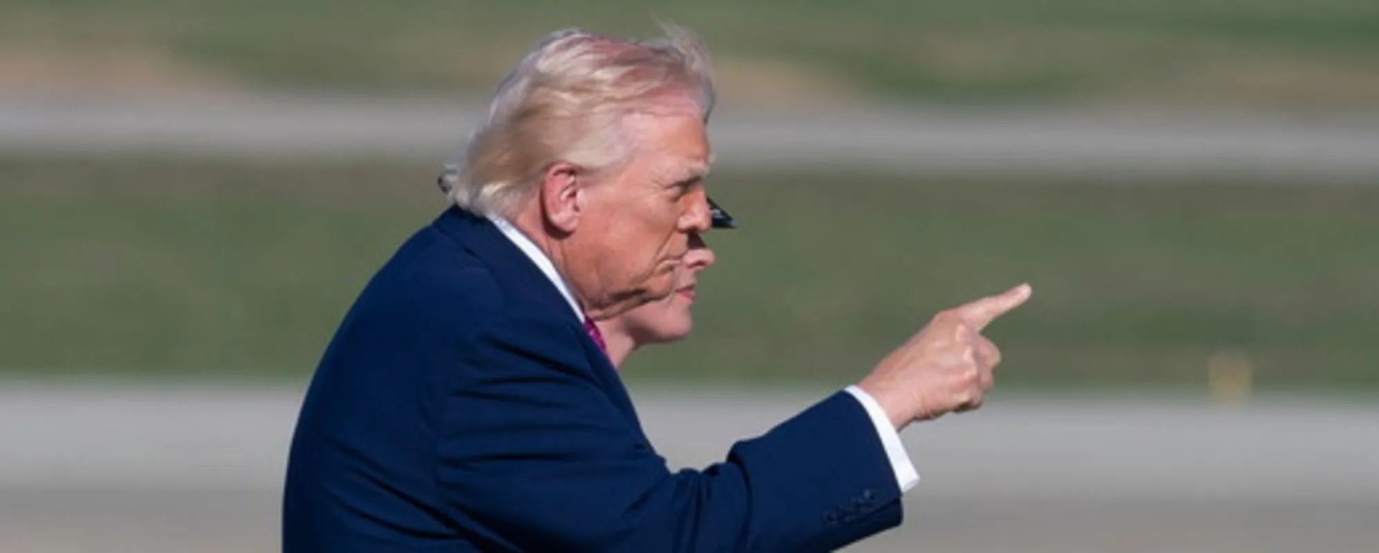 Scatta il blocco navale a Hormuz. Trump: "Tutte le navi iraniane che lo violano saranno eliminate"