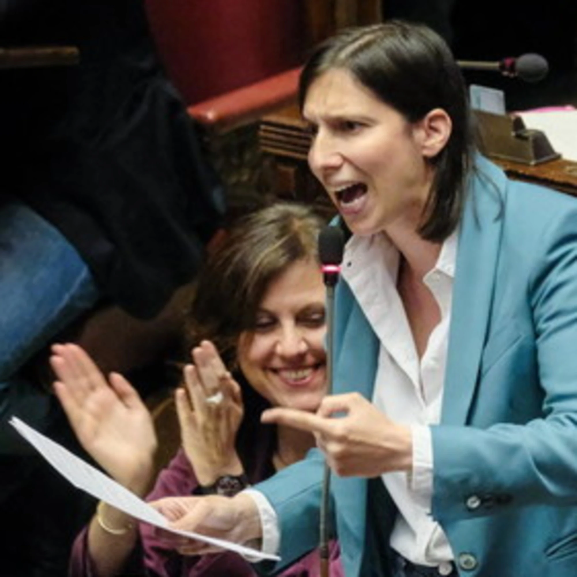 Le urne si avvicinano e a sinistra alzano i decibel&nbsp;