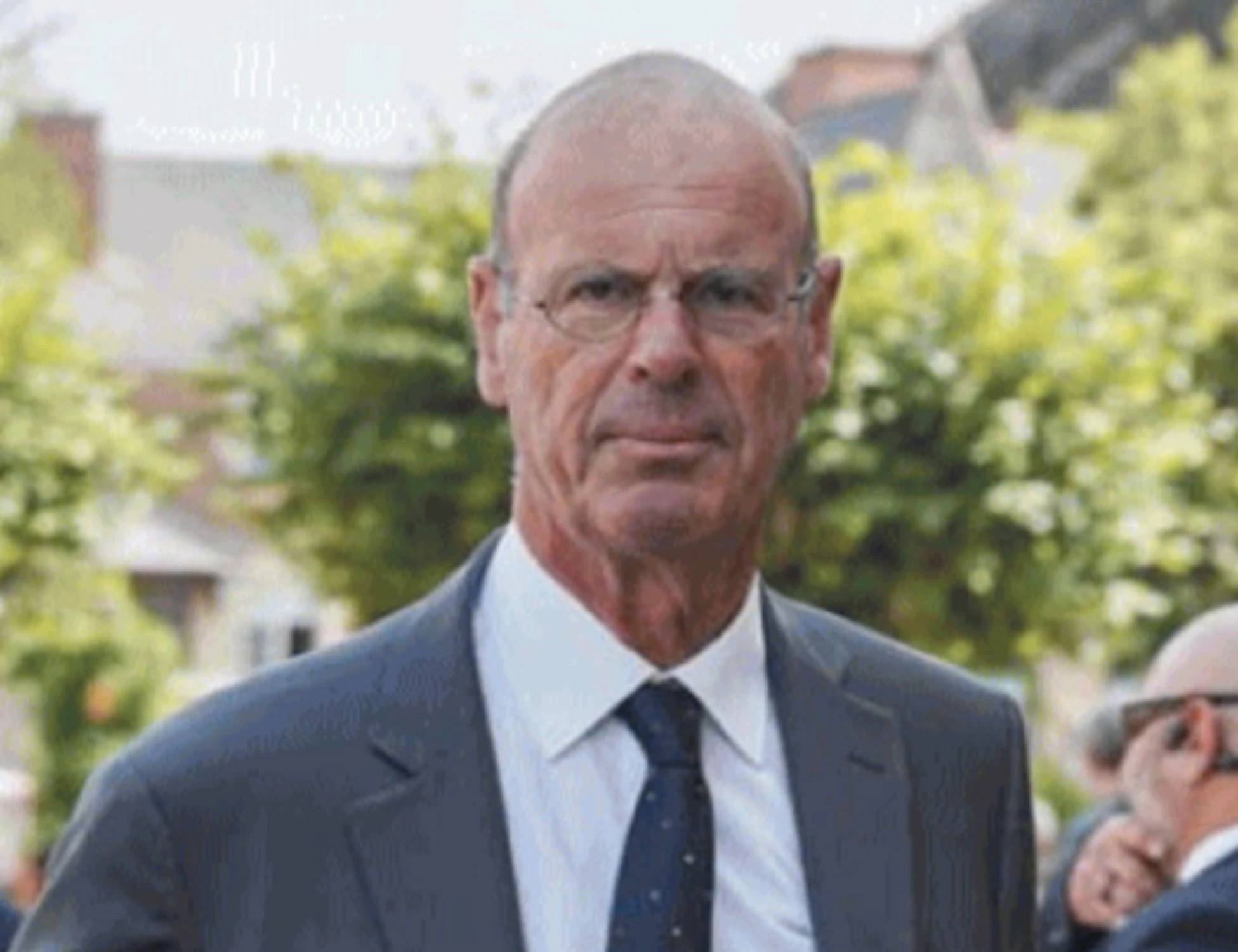 Francia in crisi economica,  idea patrimoniale. E l'Italia aggancia Parigi