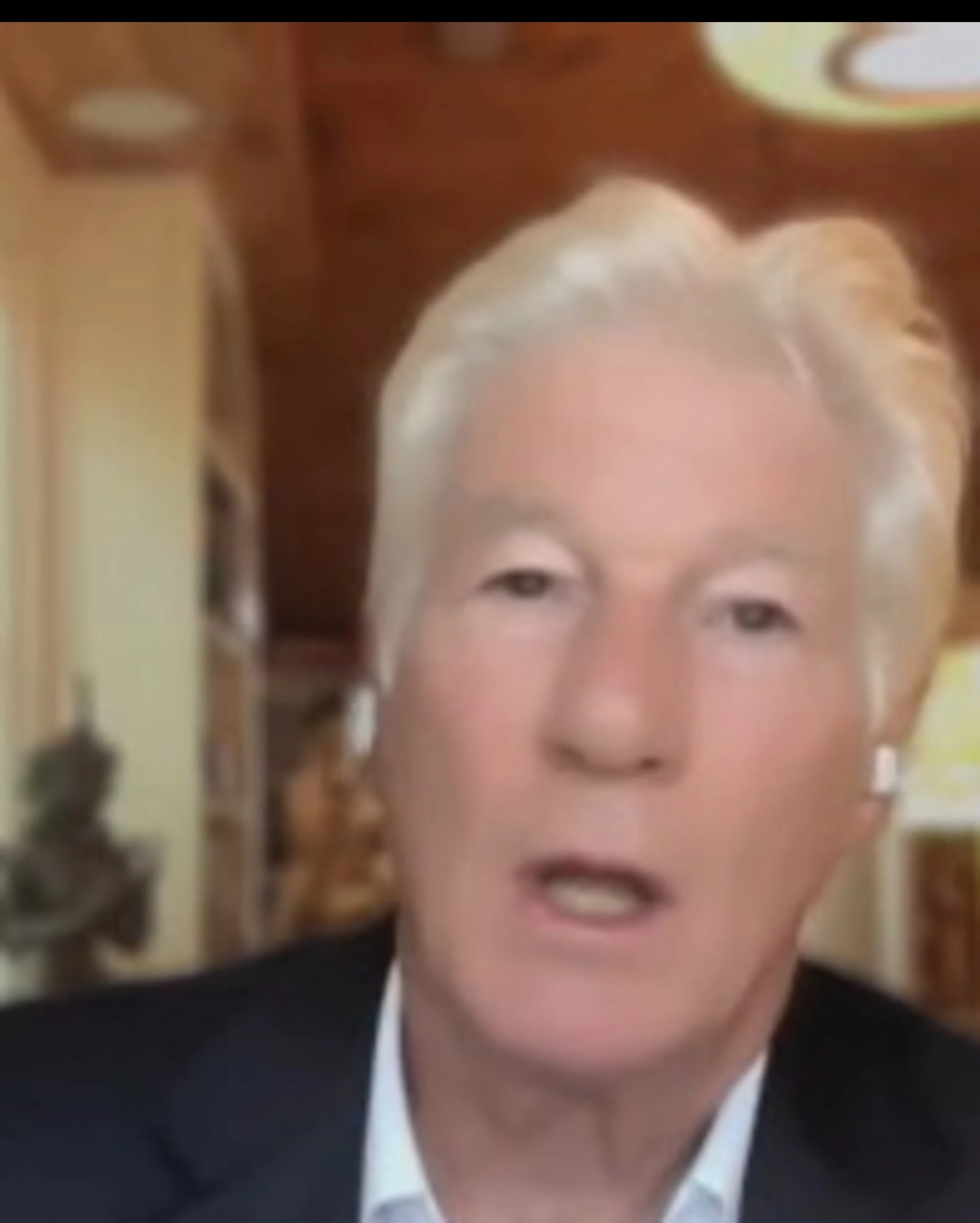 Che Tempo Che Fa, Richard Gere si schiera: "Scomparsa dopo l'elezione di Trump"