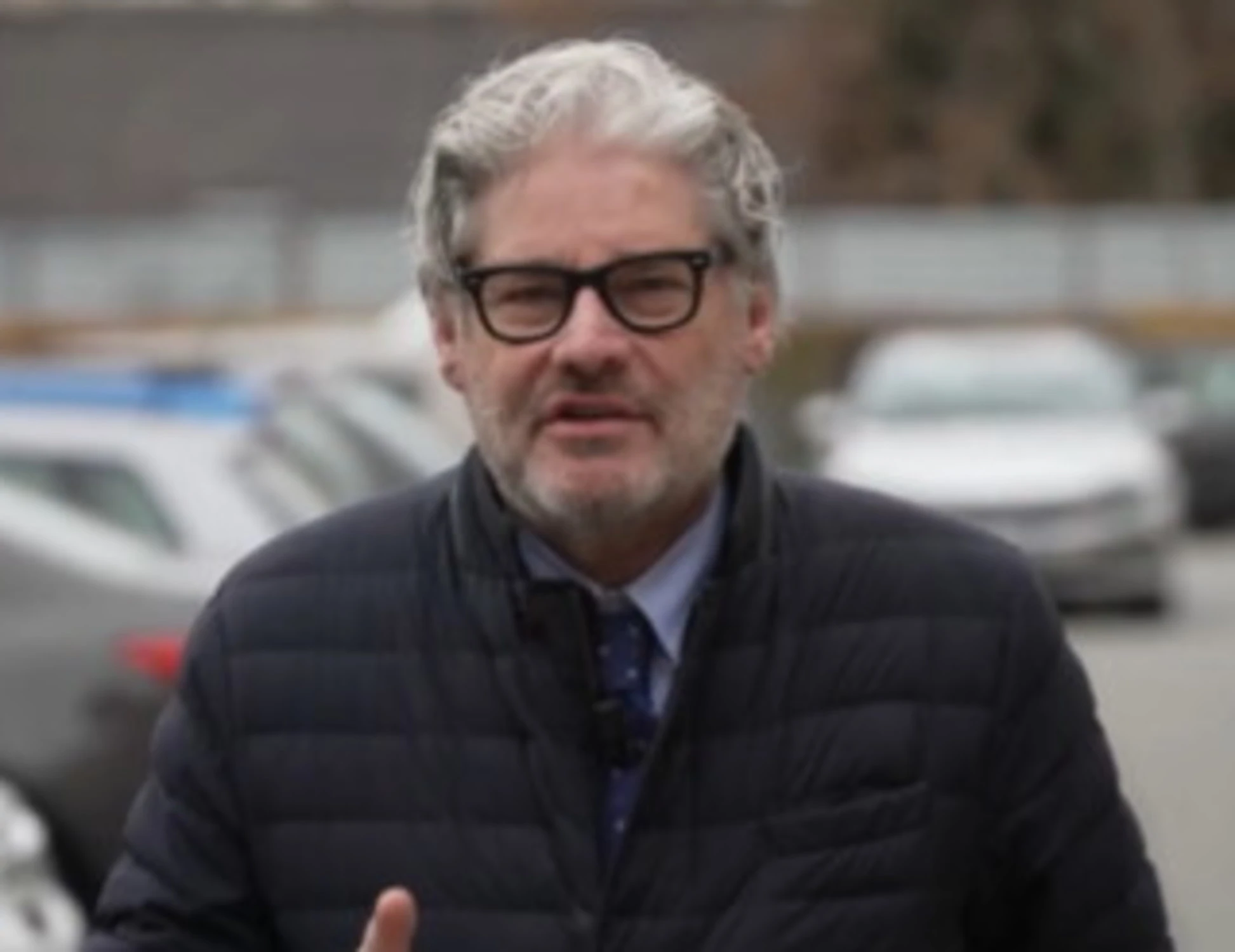 Dritto e rovescio, Del Debbio a Torino sfida il capo dei maranza: "Neanche al gatto"