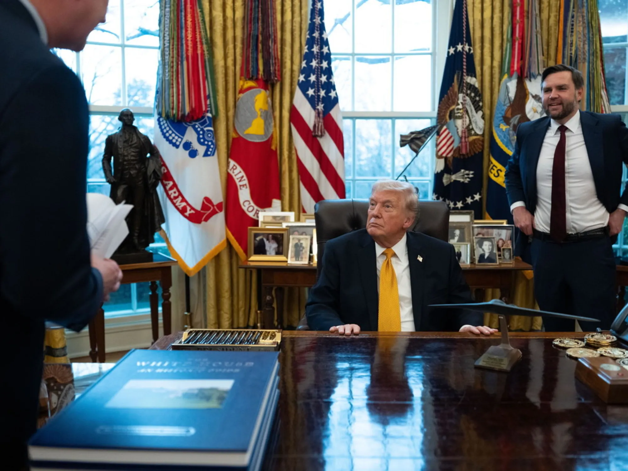 Donald Trump, la lettera choc a Vance: "Ecco cosa dovete fare se mi uccidono"