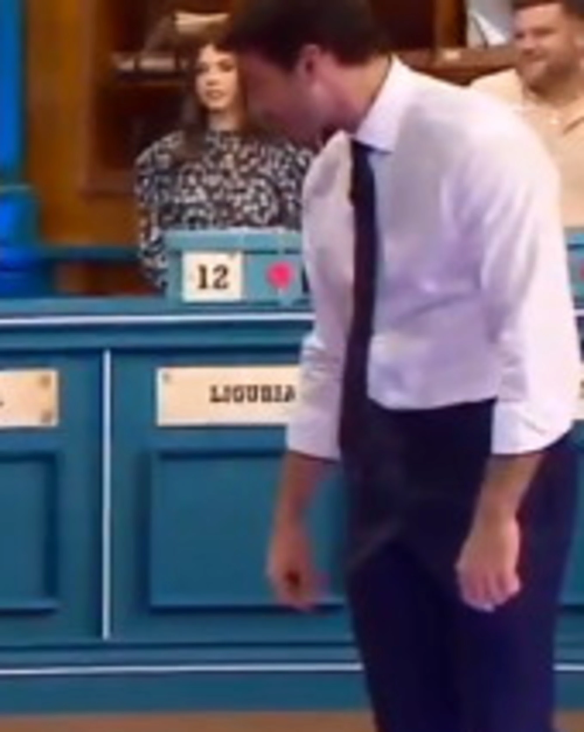 Affari Tuoi, "se ne va": cosa è successo in studio