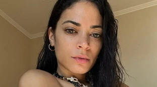 Elodie, rovinosa lite con la vicina di casa: "Mi compro casa tua!"