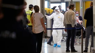 Coronavirus, bollettino: contagi raddoppiati in una settimana, è l'effetto Ferragosto