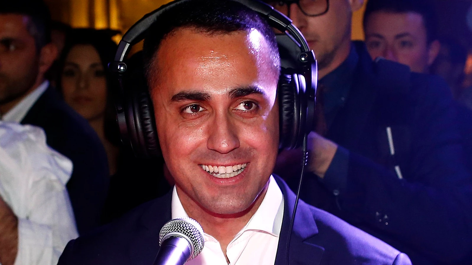 M5s e Luigi Di Maio, ridicola crisi di nervi: "Matteo Salvini smentisca Repubblica"