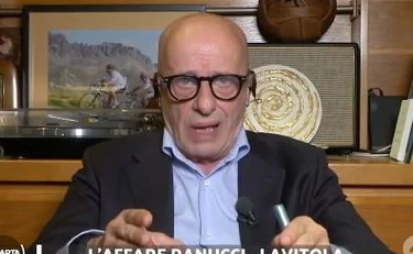 https://media.liberoquotidiano.it/60cdHzeA6cE-mVxYAsJuhSwc7UZT6xsZymEiIdTQs4g/width:800/quality:90/aW1hZ2VzLzIwMjYvMDkvMDgvMDcxNDQ3ODgzLTFlOGU2NWFhLWZkM2UtNDU1OS05ZWJkLTYxNTJkZDIyNTcyNy5qcGc.webp
