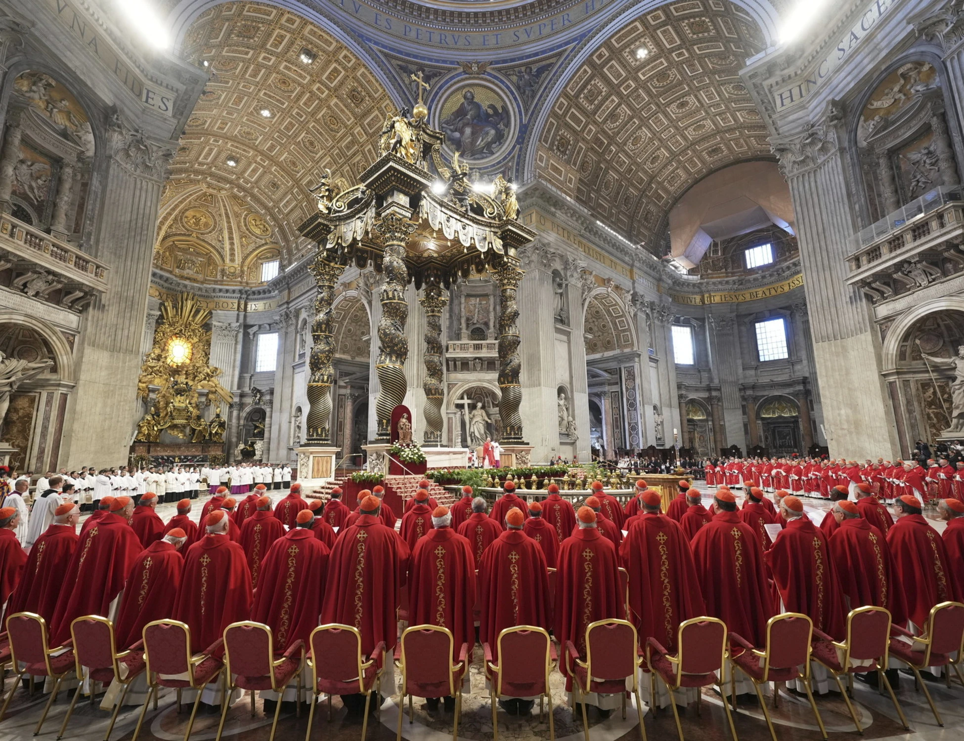 La Francia allunga le mani sulla Chiesa