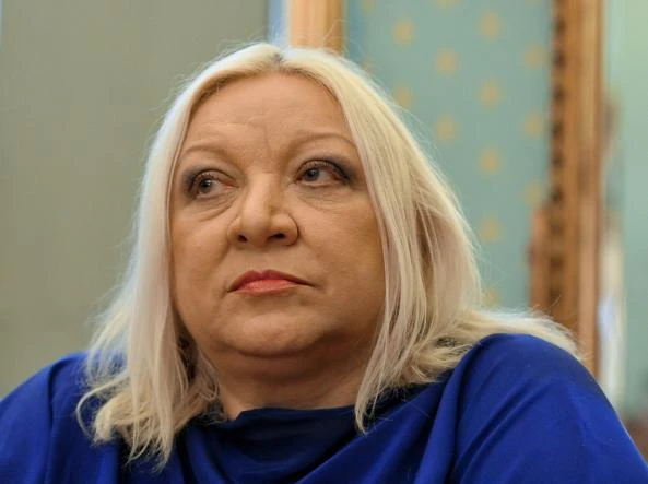 Maria Giovanna Maglie contro Franco Gabrielli: "Matteo Salvini e le divise, dirlo prima no?"