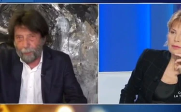 https://media.liberoquotidiano.it/63hwH-V8vTGSC6z_ECJUHr5wMF0z3TFxiD6UigmG1yo/width:800/quality:90/aW1hZ2VzLzIwMjYvMDYvMDIvMTMwMjIwMTg1LTRmNDg0ZTdjLWU5NDEtNDEwOC04OTVjLTA1NGUxYTE5ZDAzMS5qcGc.webp