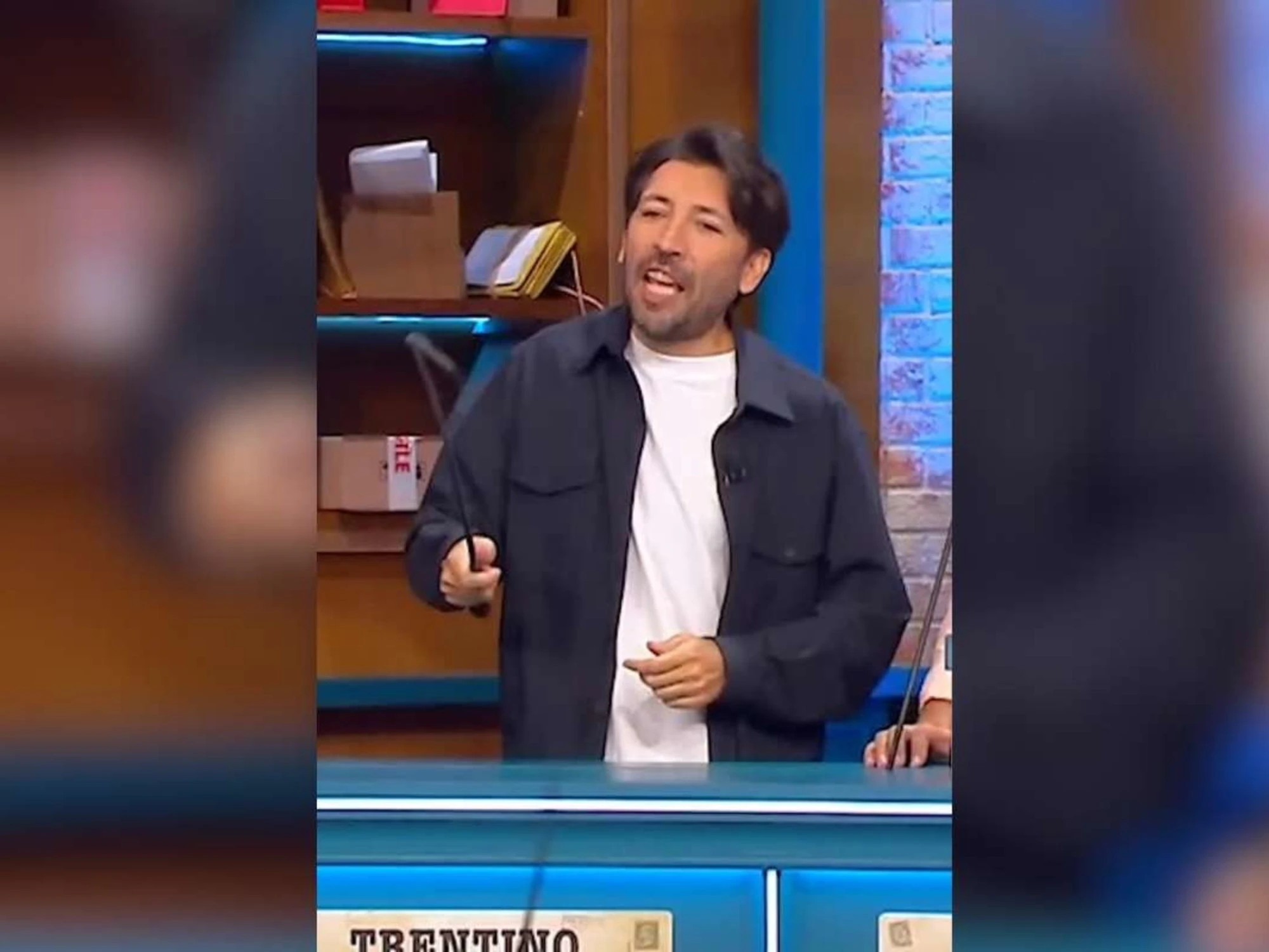 Affari Tuoi, Herbert Ballerina senza freni: "Sono maniaco", è bufera