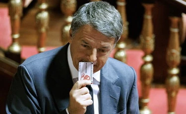 Renzi umiliato da Giuseppe Conte: "Poi non dormo"