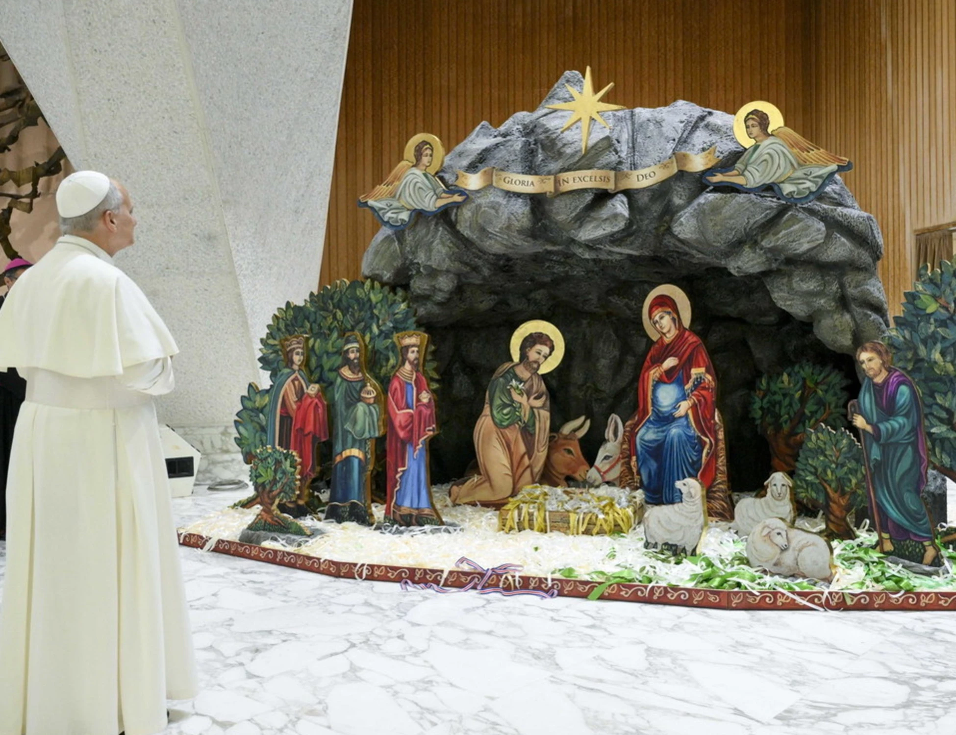 Leone XIV, la Madonna incinta nel presepe: il pesante messaggio del Papa