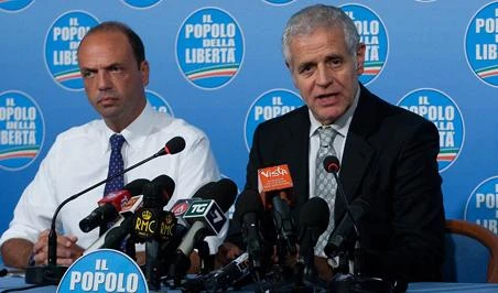 Basta Formigoni, la Legaconvince Berlusconi e Alfano