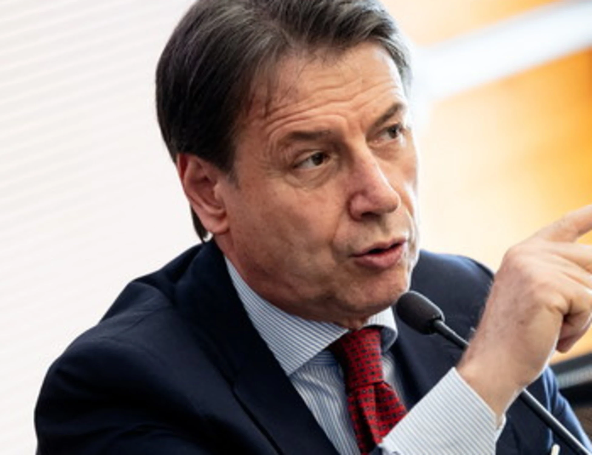Conte, mazzata a Bonelli e Fratoianni: "La patrimoniale non funziona", "Non siamo ideologici"