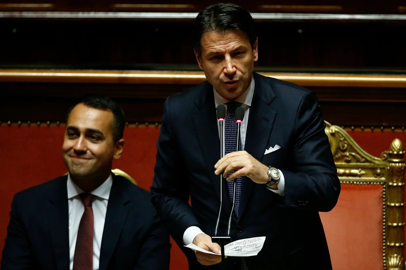 Giuseppe Conte e il caso Mes, la metà dei grillini tace: il piano per fermare Luigi Di Maio