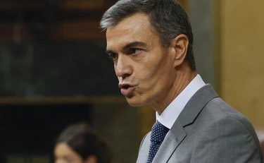https://media.liberoquotidiano.it/69OuIpED9iibvpUohBBCbRrnqafko3nMeD29c13qxeY/width:800/quality:90/aW1hZ2VzLzIwMjYvMTAvMDIvMTYwMzU2MjU2LTRiNTE4OTFlLTNlNDItNDI1MS04OTI1LTVlZjM1OWU3Mzc1YS5qcGc.webp