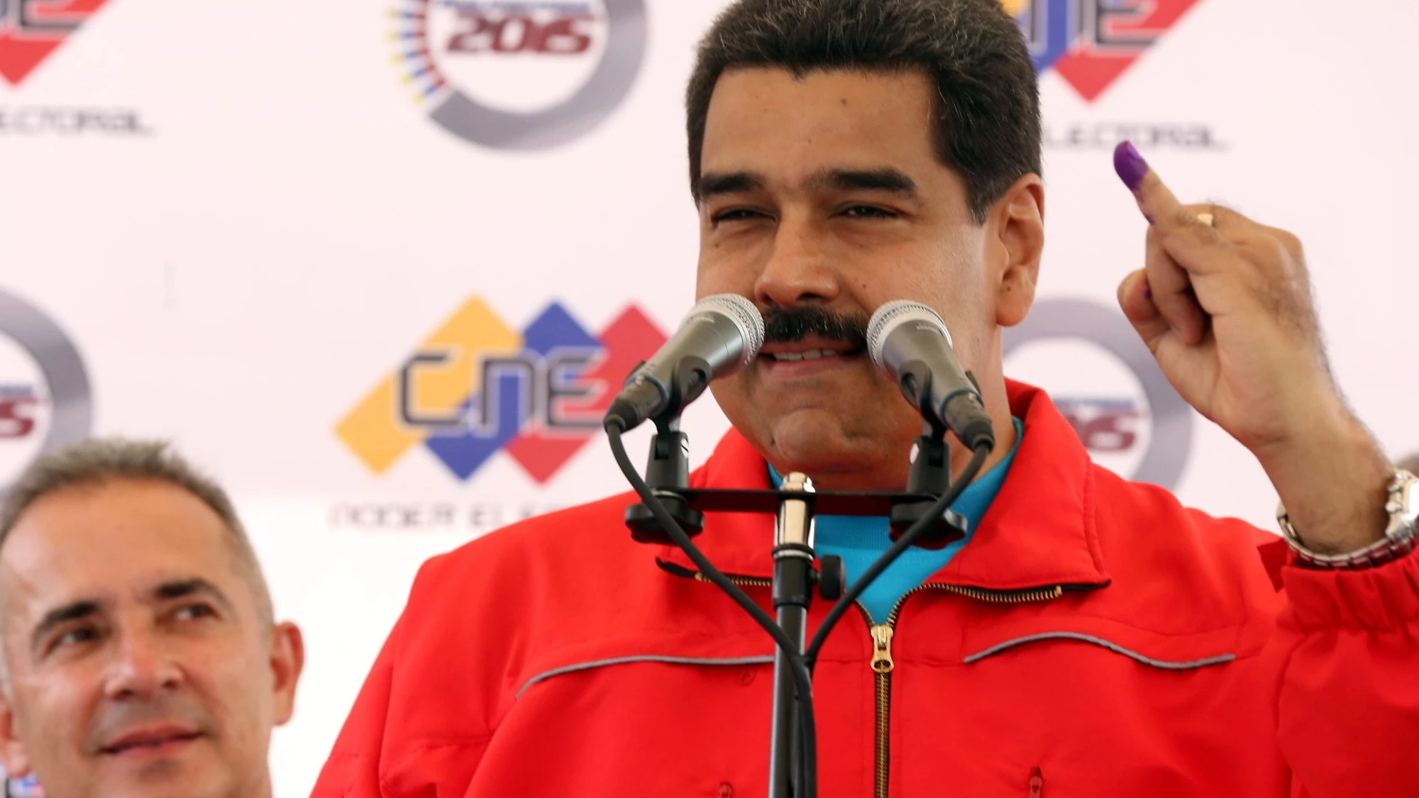 Condividete la rimozione del regime di Maduro in Venezuela?