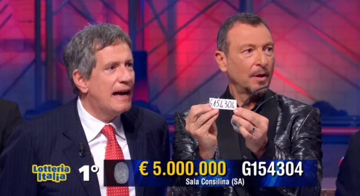Lotteria Italia, ecco i 5 biglietti vincenti. Roba mai vista prima, sotto gli occhi di Amadeus in diretta